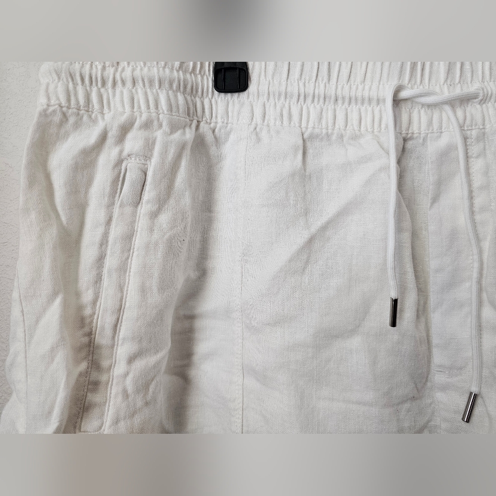 Athleta Retreat 100% Linen Shorts Ivory Color Size 22 - Picture 2 of 10